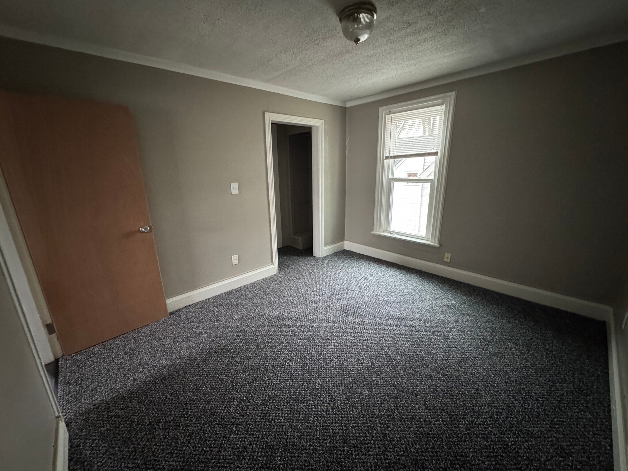 Building Photo - 15 Washington St