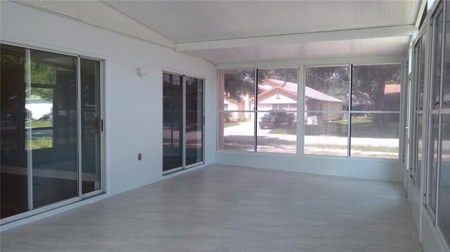 Building Photo - 28646 Tanner Dr