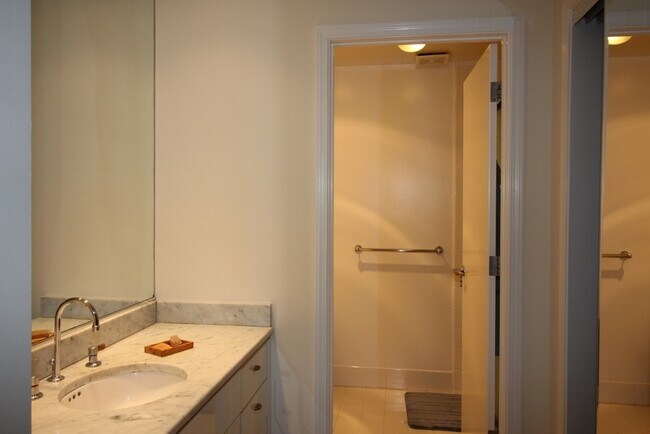 Building Photo - Spacious two bedroom, two bath corner unit condominium in North Beach