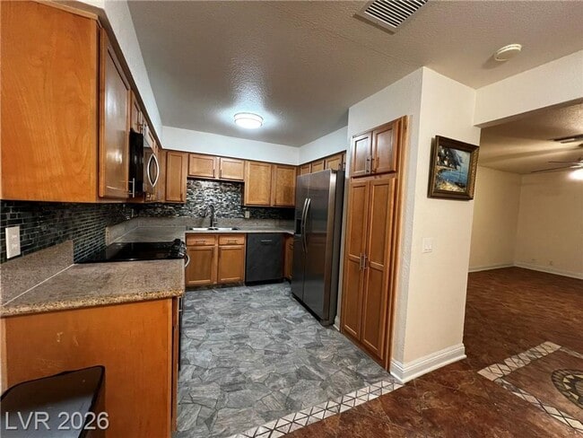 Building Photo - 3151 N Soaring Gulls Dr