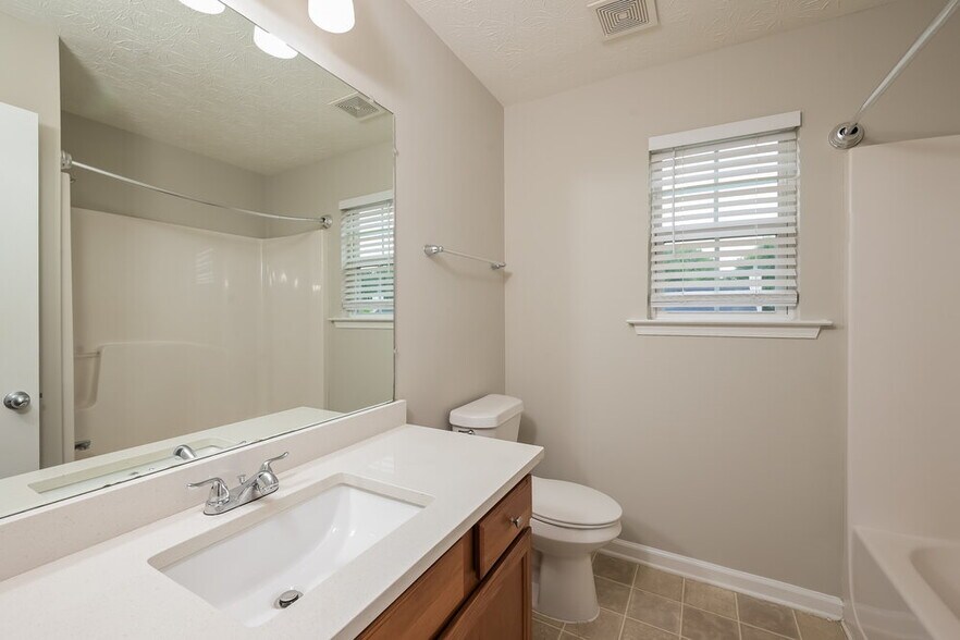 Building Photo - 4353 Grant Forest Cir