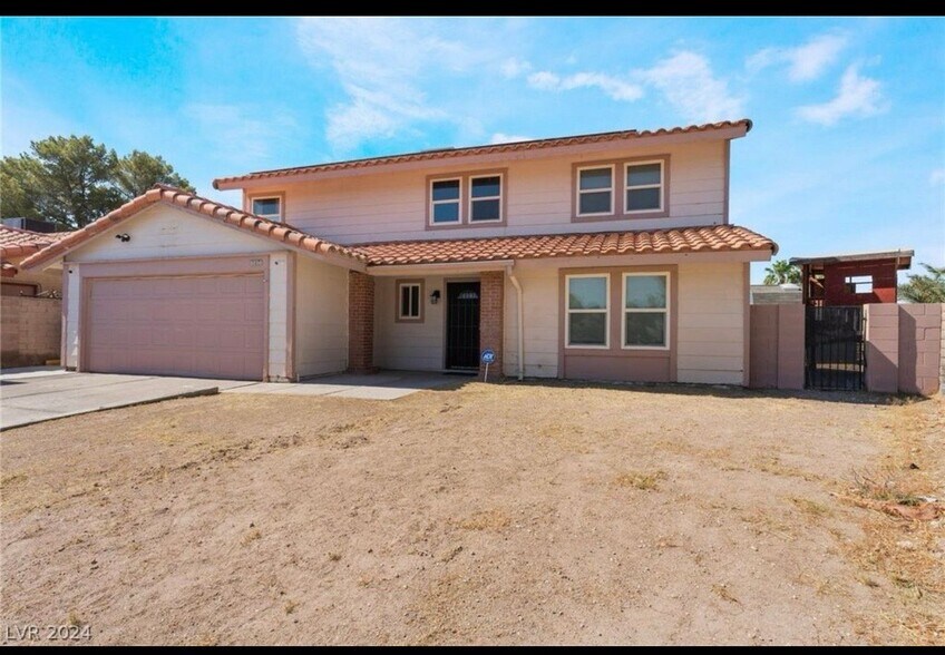 Building Photo - 580 Chelsea Dr