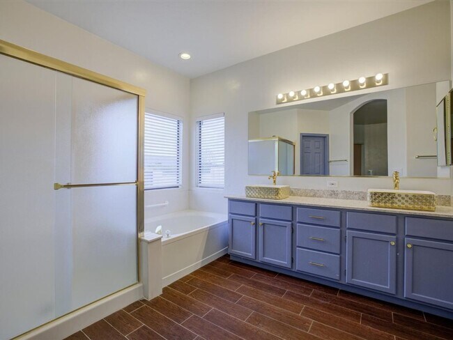 Building Photo - Spacious 4-Bedroom Home with Open Layout & Large Backyard