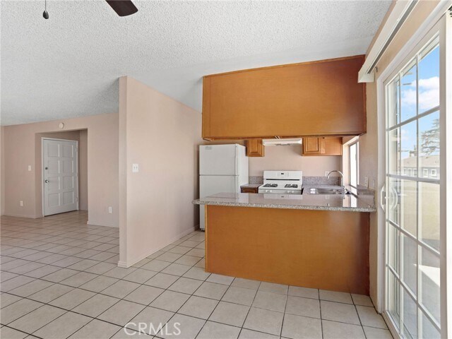 Building Photo - 7037 Milton Ave