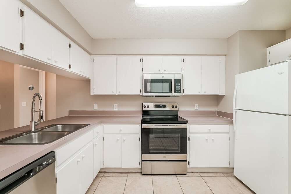 Building Photo - 4640 Burlington Rd