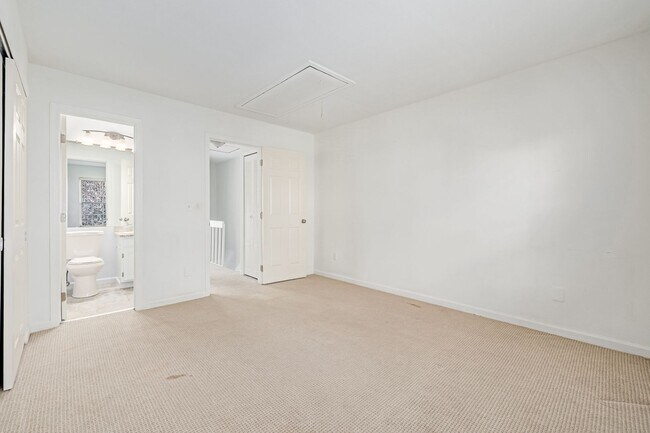 Building Photo - 8066 S Columbine Ct