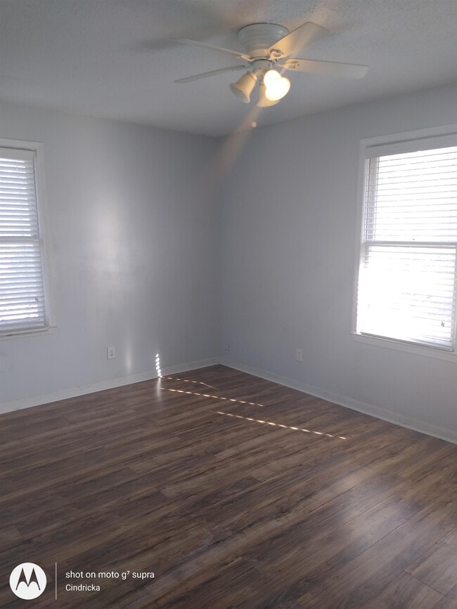 Building Photo - 1212 Dorothy Pl