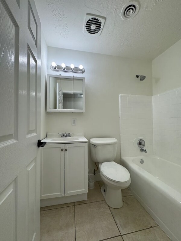 Building Photo - 6750 Snow White Dr