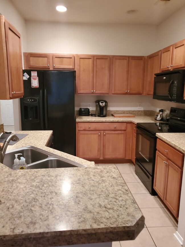 Building Photo - Wellington Community - Long Term Rental