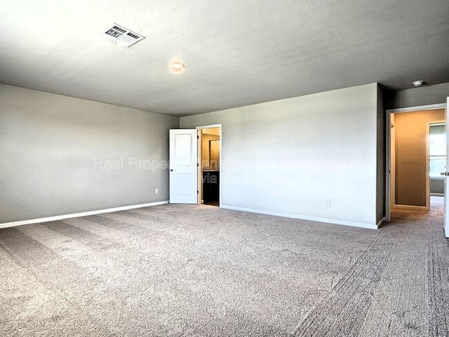 Building Photo - 1616 Amaranth Ln