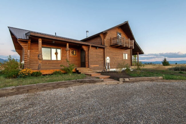Building Photo - 3791 Whitney Dr