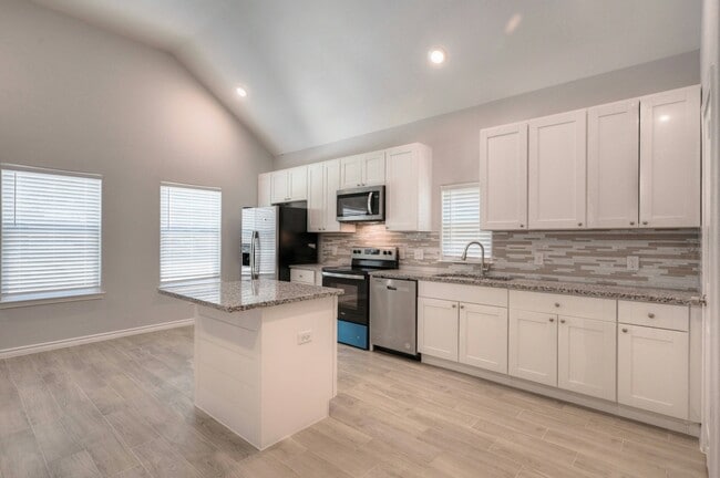 Building Photo - 9751 Black Gum