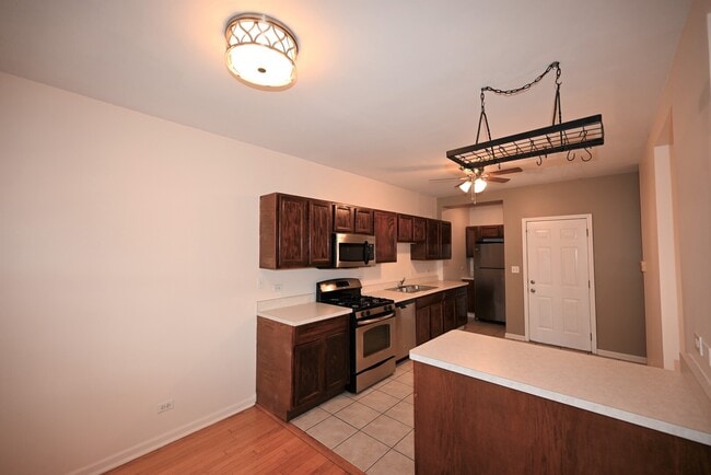 Building Photo - 5400 N Campbell Ave