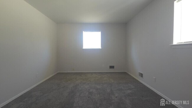 Building Photo - 89 Van Buren Ave