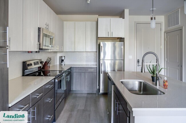 Building Photo - 1559 W 9 Mile Rd