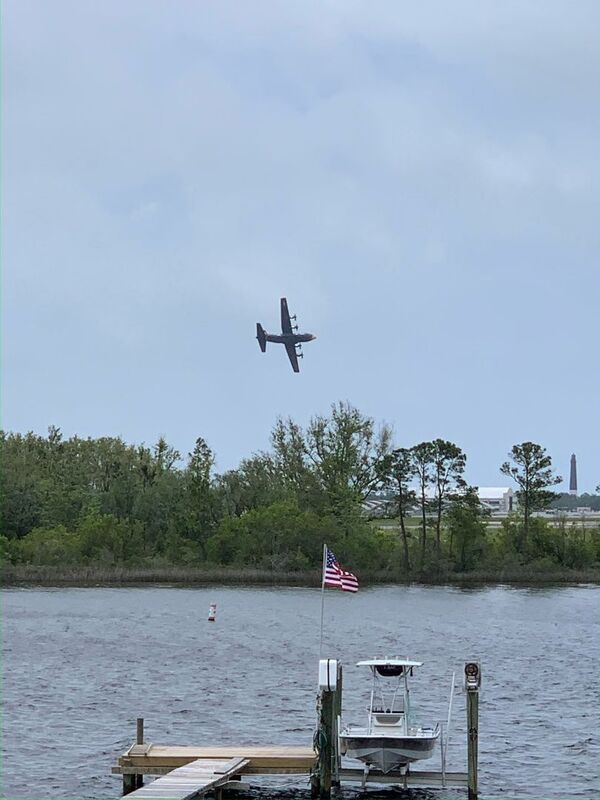 Building Photo - 2572 Gulf Breeze Ave