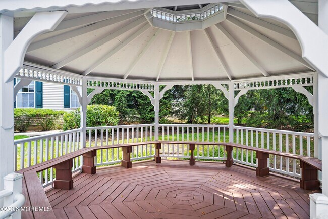Building Photo - 90 Banyan Blvd