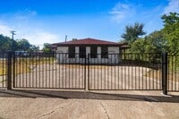 Building Photo - 2542 Avenue H