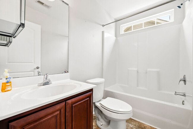 Building Photo - 2375 Morlynn Dr
