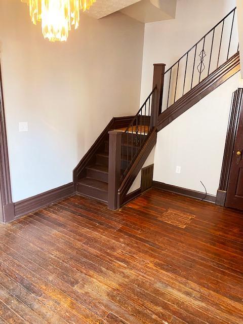 Building Photo - 424 6th Ave