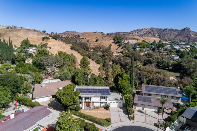 Building Photo - 6427 Dunlo Pl