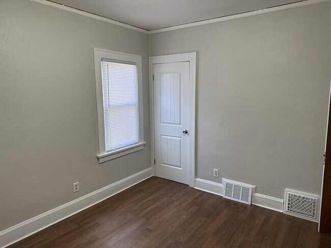 Building Photo - 2756 N 55th St