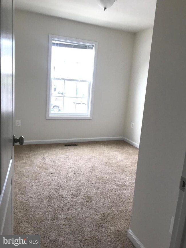 Building Photo - 10417 Westgate Ct