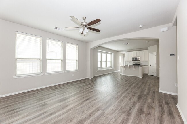 Building Photo - 15211 Stuart Bat Cave Ln