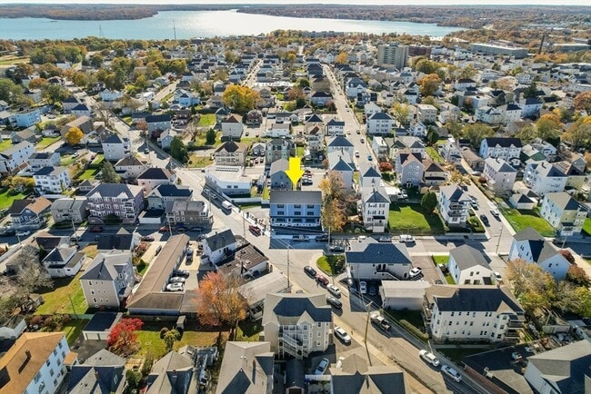 Building Photo - 217 Earle St