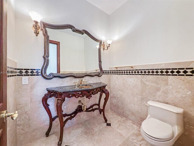 Building Photo - 8480 SW 98th St