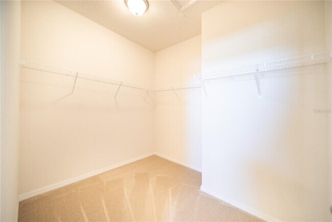 Building Photo - 980 Lakefront Village Dr