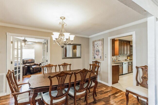 Building Photo - 6007 Gardenridge Hollow