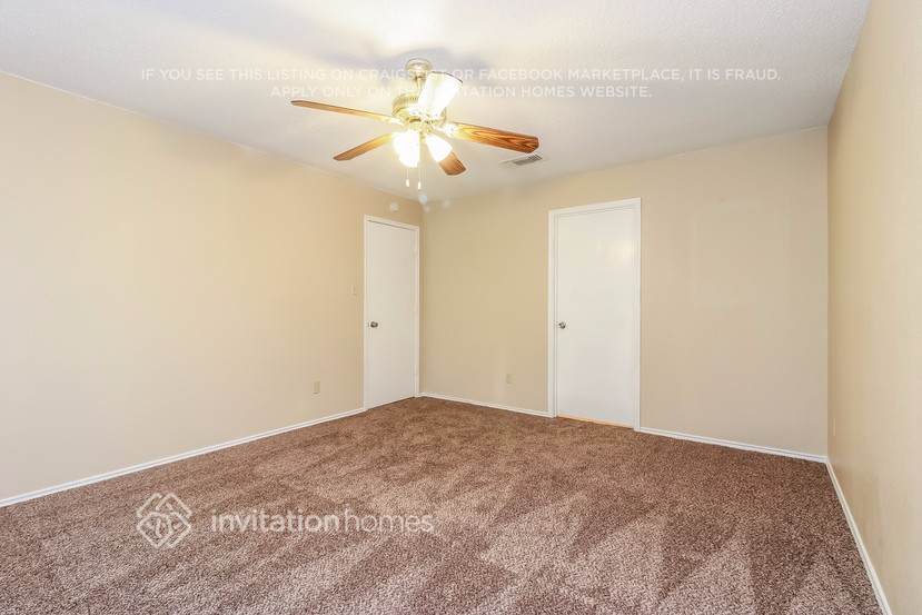 Building Photo - 3805 Waxwing Cir S