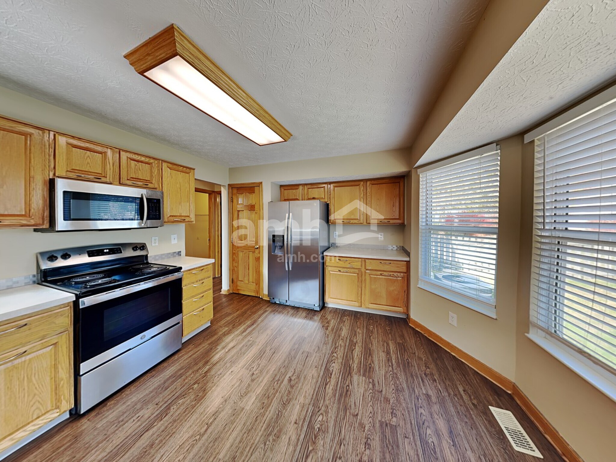 Building Photo - 808 Gascony Dr
