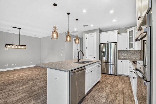 Building Photo - 344 Seaside Trail
