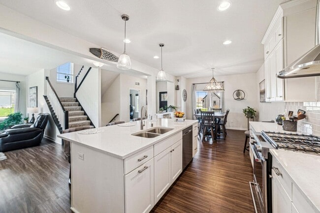 Building Photo - 10875 Tartan Ct