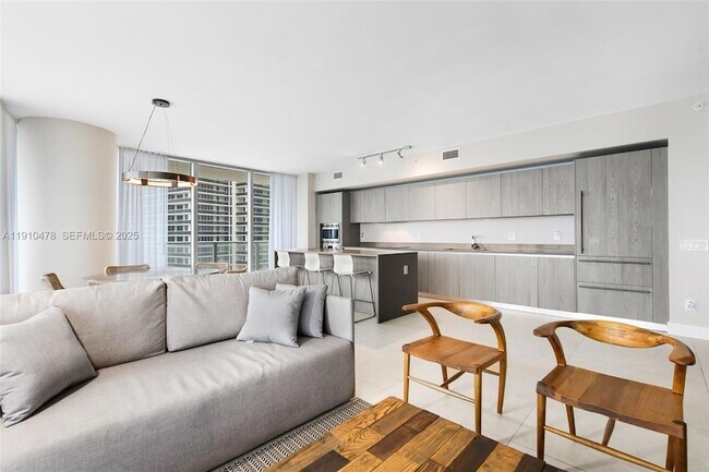 Building Photo - 4111 S Ocean Dr