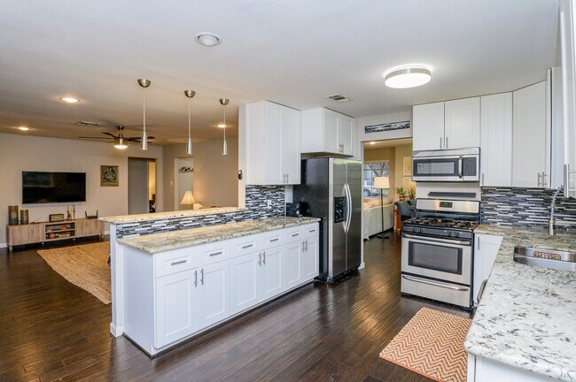 Building Photo - 3630 Zoch Ln