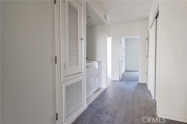 Building Photo - 14754 Gilmore St