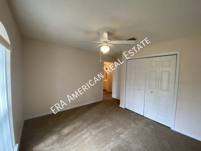 Building Photo - ***MOVE IN SPECIAL- First Full Month Rent ...