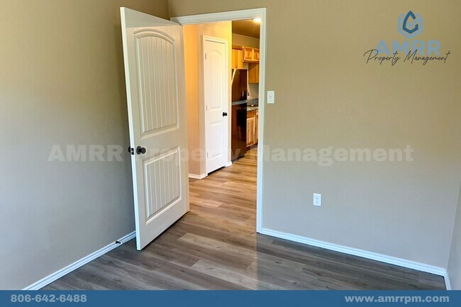 Building Photo - 321 N Avenue Q