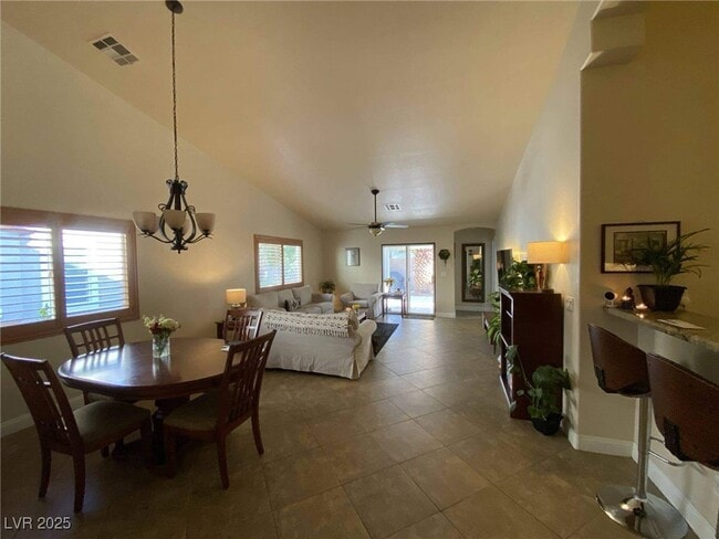 Building Photo - 10191 Birch Bluff Ln