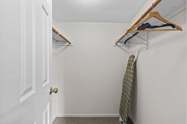 Building Photo - 5343 Godas Cir