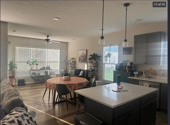 Building Photo - 566 Rochdale Run