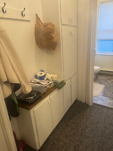 Building Photo - 119 Bridge Ave E