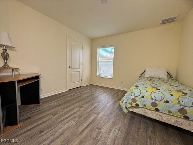Building Photo - 1509 SW 17th Pl