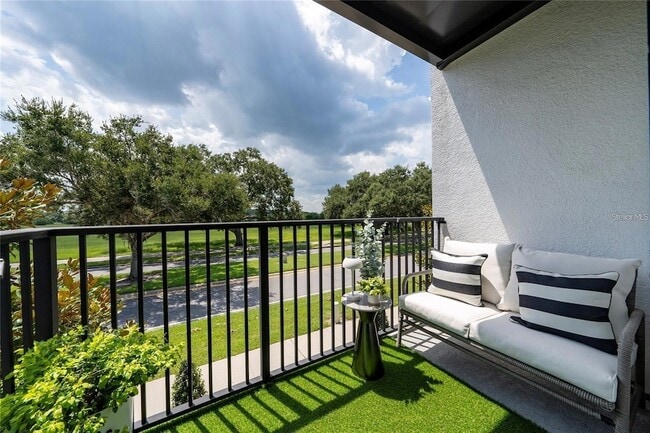 Building Photo - 1800 Houston St