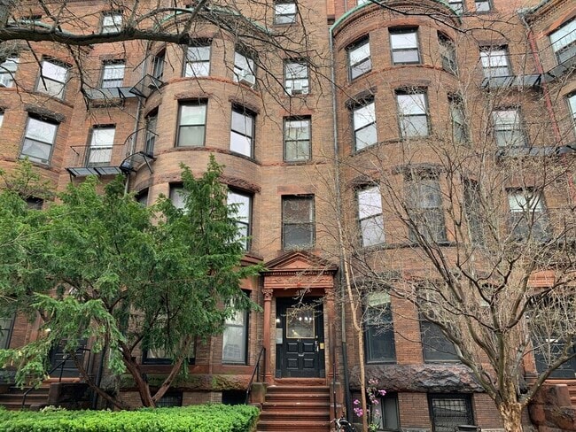 Building Photo - 45 Bay State Rd