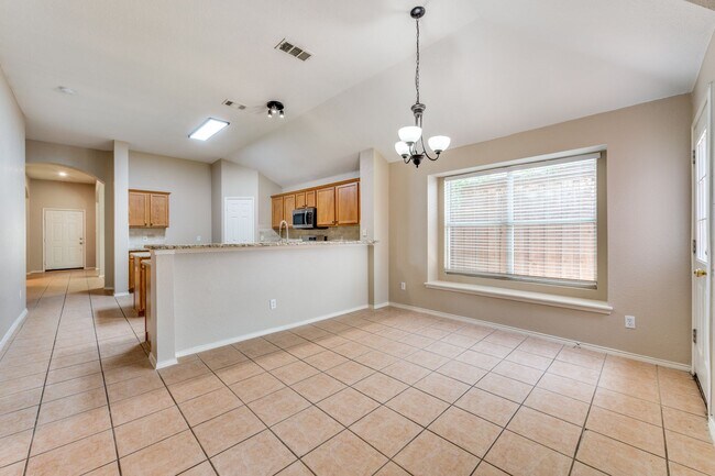 Building Photo - 1117 Red Hawk Dr