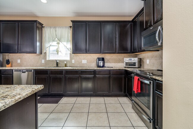 Building Photo - 18879 Atascosa Trail